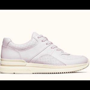 Everlane Tread Sneakers - Fit like size 7 or 7.5